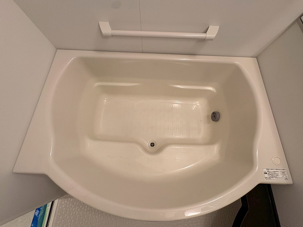浴槽塗装施工前の画像です。
